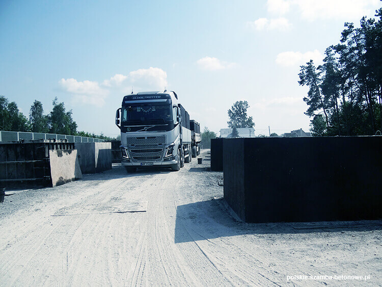 Transport szamb betonowych  w Garwolinie